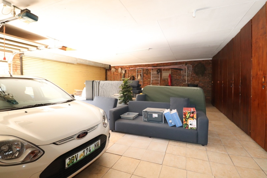 3 Bedroom Property for Sale in Vaal Park North West